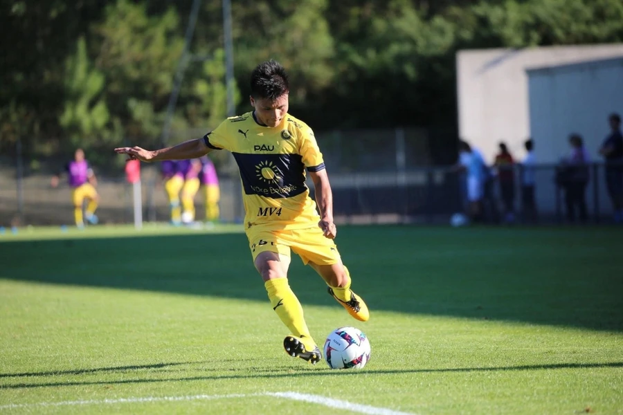 Quang Hải không được đăng ký thi đấu ở vòng 30 Ligue 2.