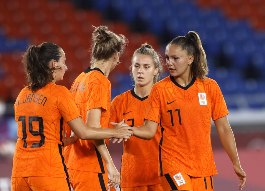 Tuyển nữ Hà Lan gặp rắc rối lớn trước thềm World Cup.