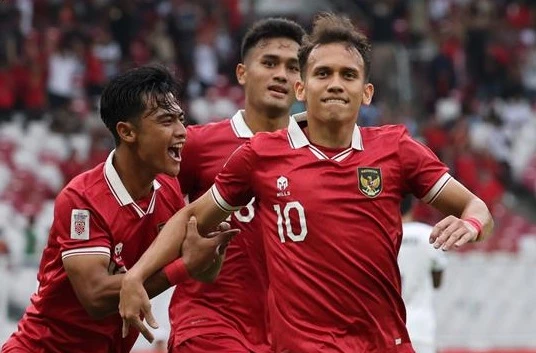 Indonesia khởi đầu thuận lợi ở AFF Cup sau trận thắng Campuchia.