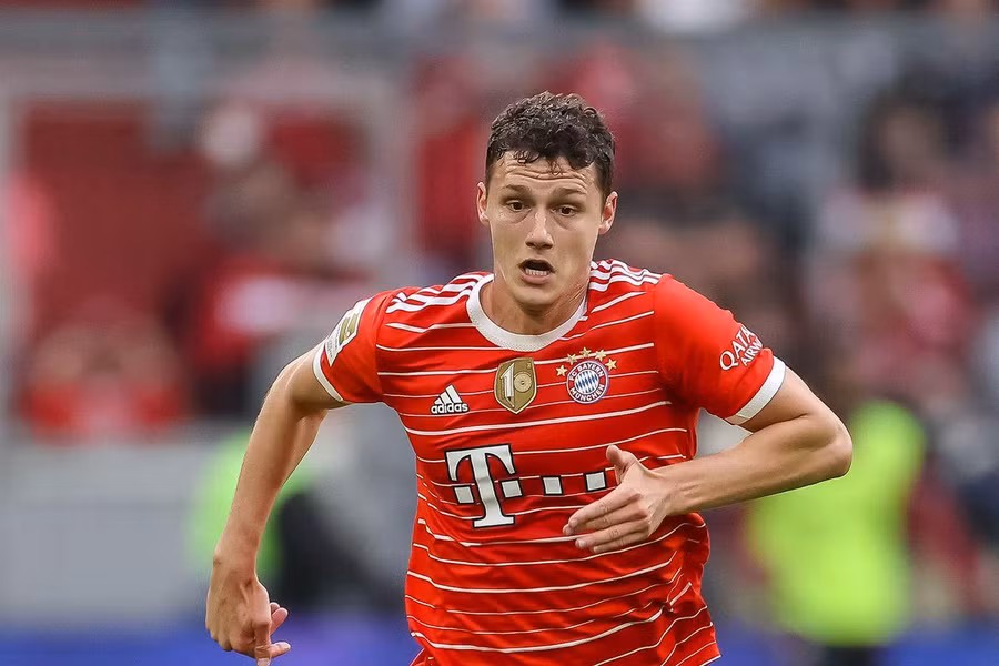 Benjamin Pavard của Bayern Munich lọt mắt xanh của Chelsea.