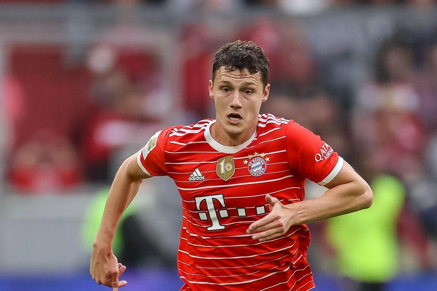 Benjamin Pavard của Bayern Munich lọt mắt xanh của Chelsea.