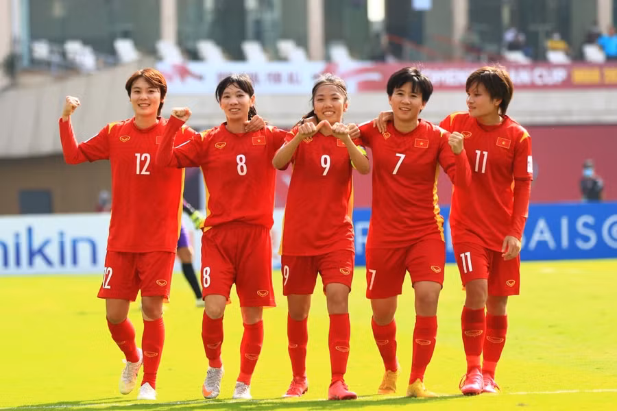 Đội tuyển nữ Việt Nam thử doping trước thềm lên đường dự World Cup.