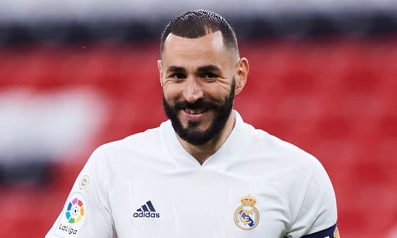 Benzema tiếp tục gắn bó với Real Madrid tới năm 2023.