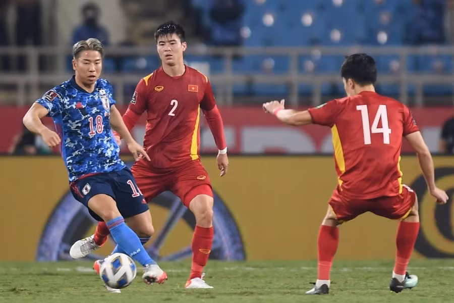 Tuyển Việt Nam có màn trình diễn chấp nhận được trước Nhật Bản