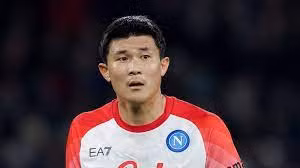 Kim Min Jae rất khó gia nhập Man United.