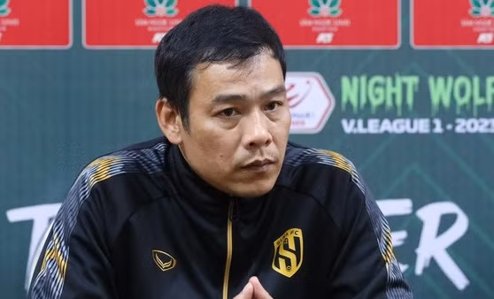 HLV Sông Lam Nghệ An thất vọng khi không thể thắng Hải Phòng ở vòng 3 V.League.