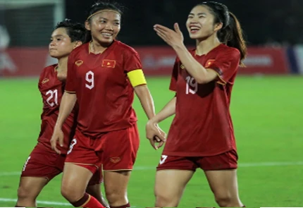 Thanh Nhã và Huỳnh Như được FIFA ngợi khen sau chiến tích vô địch SEA Games.