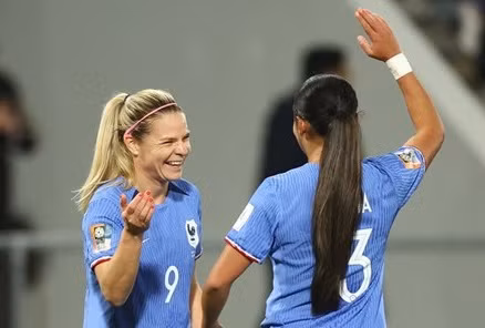 Tuyển nữ Pháp ghi danh vào vòng tứ kết World Cup nữ 2023 một cách thuyết phục.