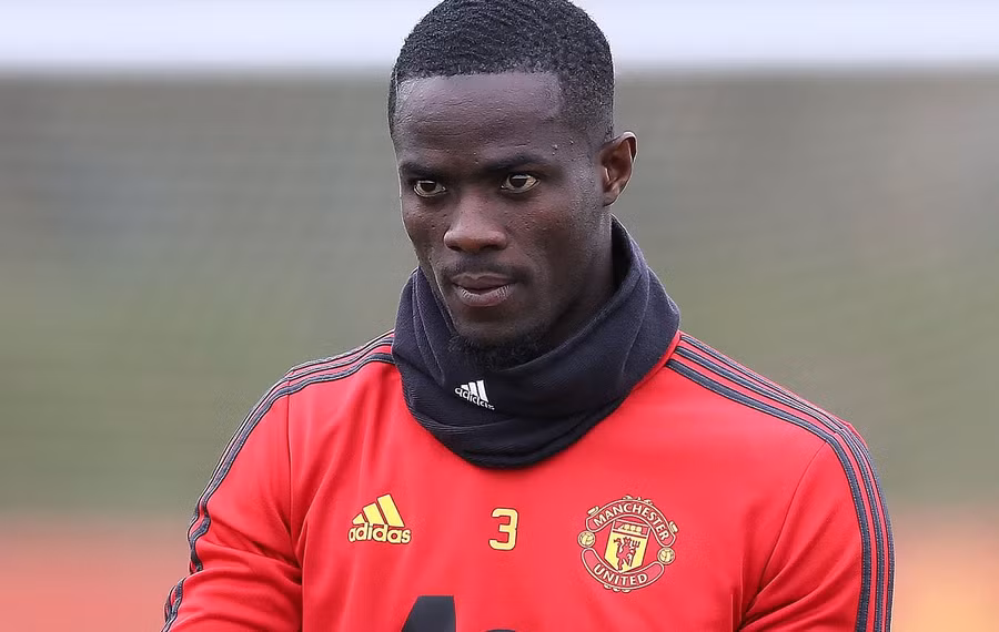 Eric Bailly sắp bị MU bán đứt. 