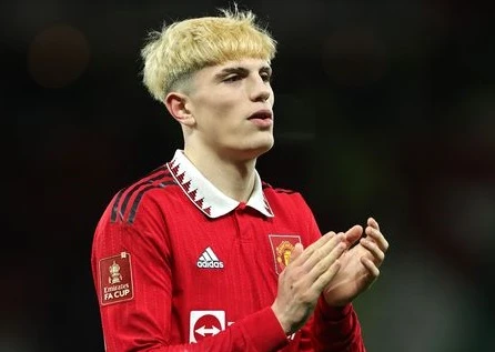 Alejandro Garnacho gia hạn với MU tới tháng 6 năm 2028.
