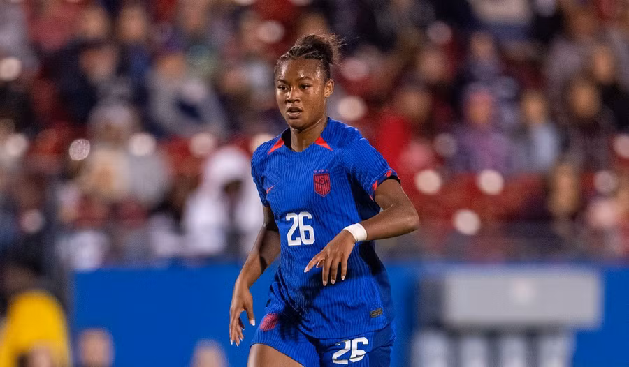 Cầu thủ gốc Việt Jaedyn Shaw tỏa sáng tại xứ Cờ hoa.