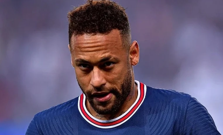 Neymar hiện chưa chốt tương lai với PSG.