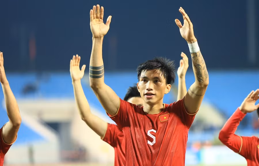 Đoàn Văn Hậu đủ tuổi tham dự ASIAD 2023.