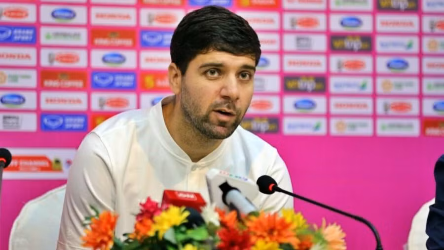 HLV Afghanistan muốn đánh bại tuyển Việt Nam của HLV Park.