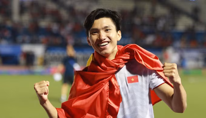 Đoàn Văn Hậu không phải phẫu thuật như dự kiến.