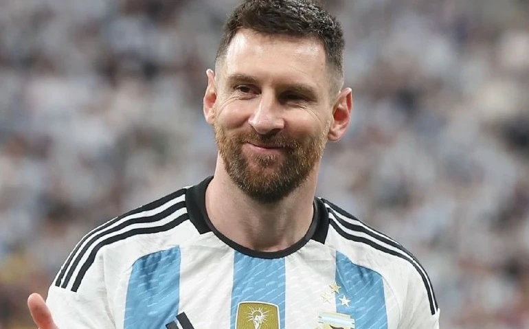 Messi chia tay tuyển Argentina một năm để ổn định cuộc sống ở Mỹ.