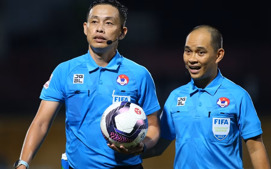 Trọng tài Ngô Duy Lân bắt trận Hải Phòng – Khánh Hòa ở vòng 6 V-League.