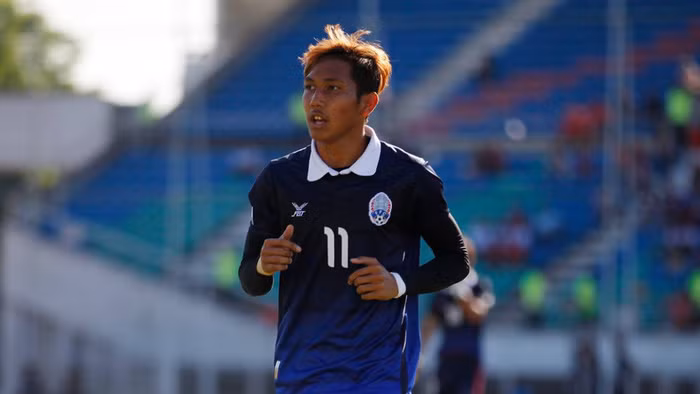 Tiền đạo Chan Vathanaka tự tin trước trận gặp Việt Nam