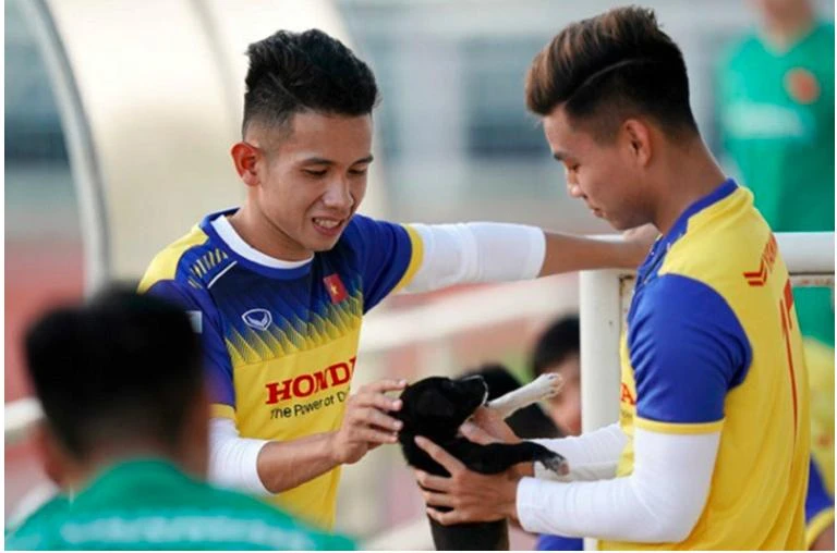 Hồng Duy và Văn Thanh gia nhập Nam Định FC với mức lương "khủng".