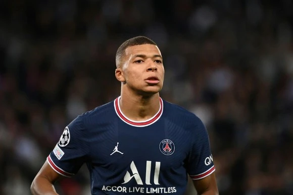 Tiền đạo Kylian Mbappe nhiều khả năng sẽ tiếp tục thi đấu cho PSG.