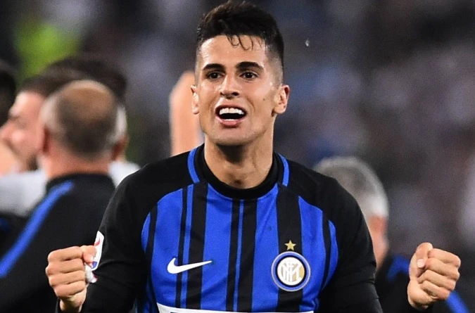  Joao Cancelo có cơ hội lớn gia nhập Barcelona.