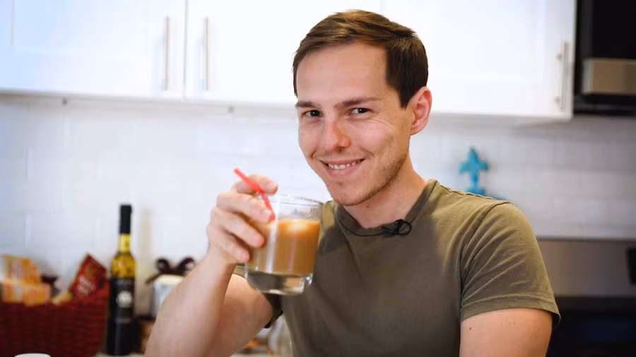 Những triệu phú USD quyết không chi tiền cho 3 thứ này ảnh 1