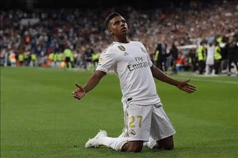 Tiền đạo Rodrygo lọt "mắt xanh" của CLB Liverpool.