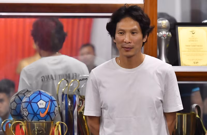  HLV trưởng Gong Oh Kyun tự tin trước trận gặp U23 Thái Lan.