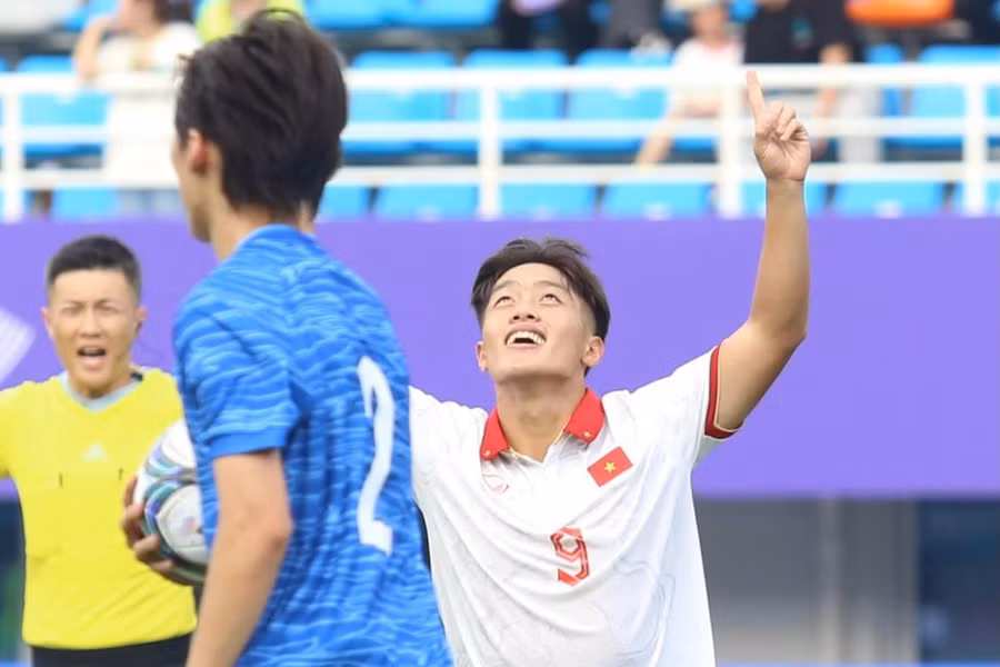 Olympic Việt Nam thắng ấn tượng Mông Cổ.