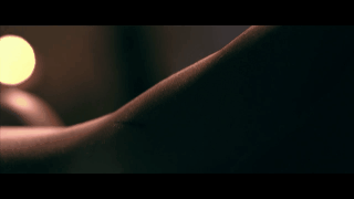Giường chiếu và sex: Tấn trò duy nhất PR cho phim?