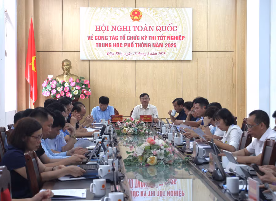 Quang cảnh hội nghị tại điểm cầu Điện Biên.