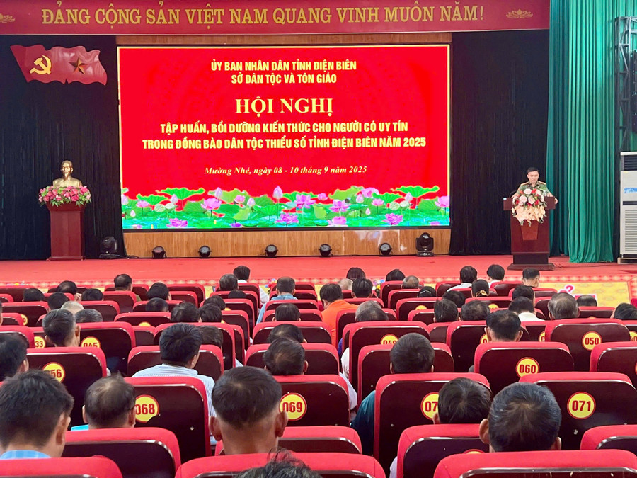 Quang cảnh hội nghị tập huấn tại xã Mường Nhé. tap-huan-nguoi-cao-tuoi-3.jpg