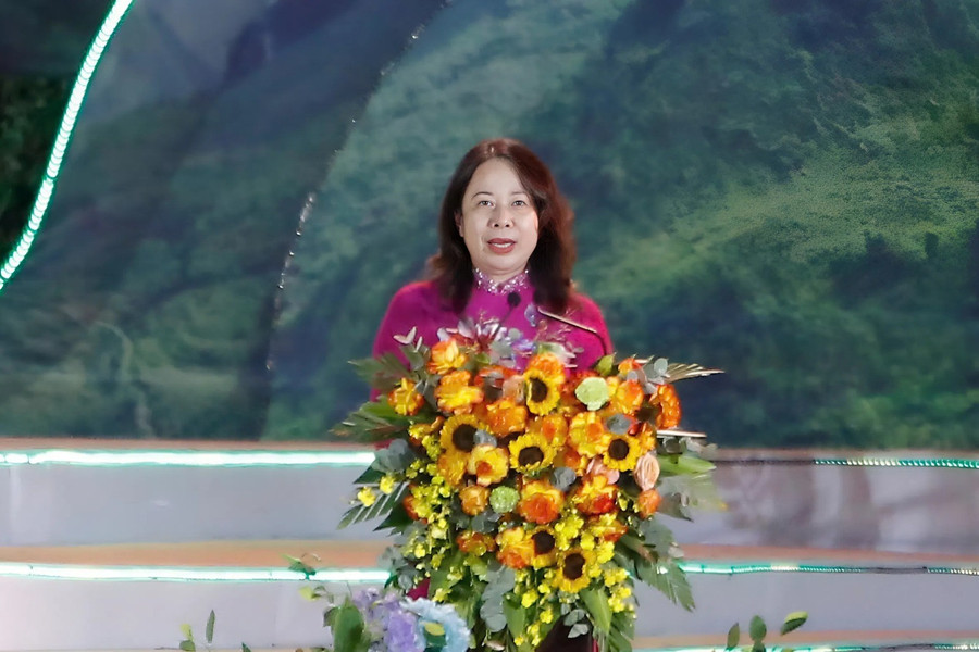 Phó Chủ tịch nước Võ Thị Ánh Xuân phát biểu tại chương trình khai mạc. festival-tinh-hoa-tay-bac-2025-1.png