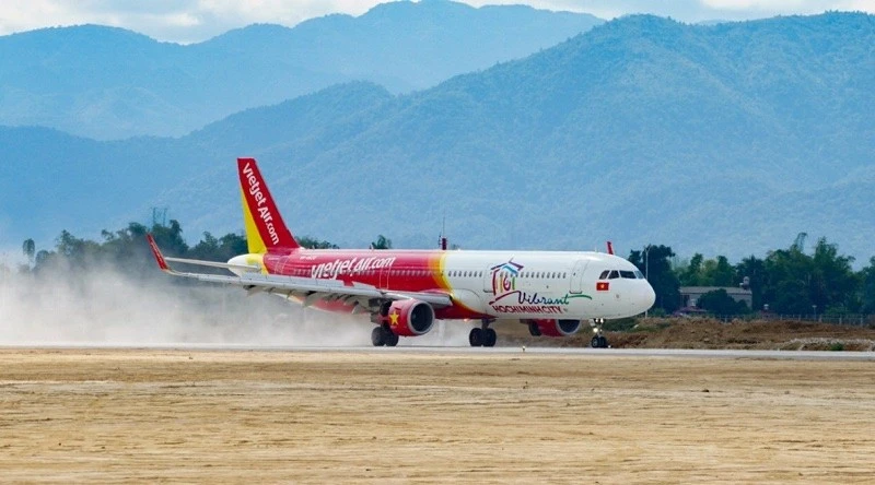 Vietjet cam kết tiếp tục duy trì đường bay Điện Biên - TP Hồ Chí Minh tại sân bay Điện Biên Phủ.