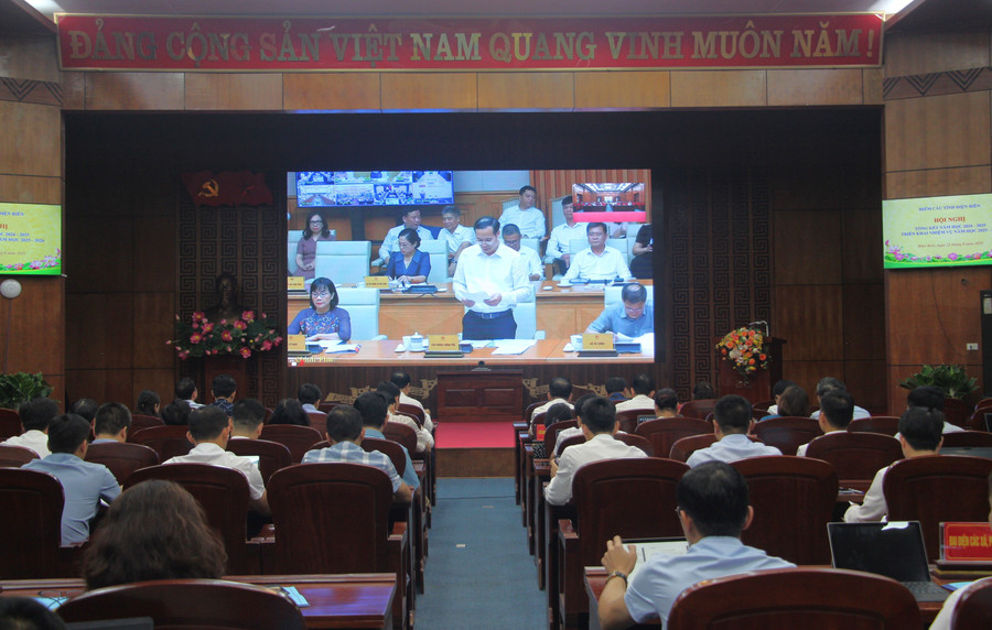 Quang cảnh hội nghị tại điểm cầu Điện Biên. dien-bien-2.jpg