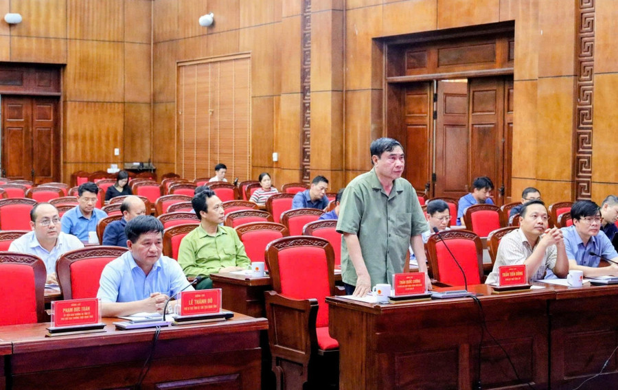 Quang cảnh hội nghị. gen-h-z6867047686899-b9b8f339863167146321d80a2e8e7dd1.jpg
