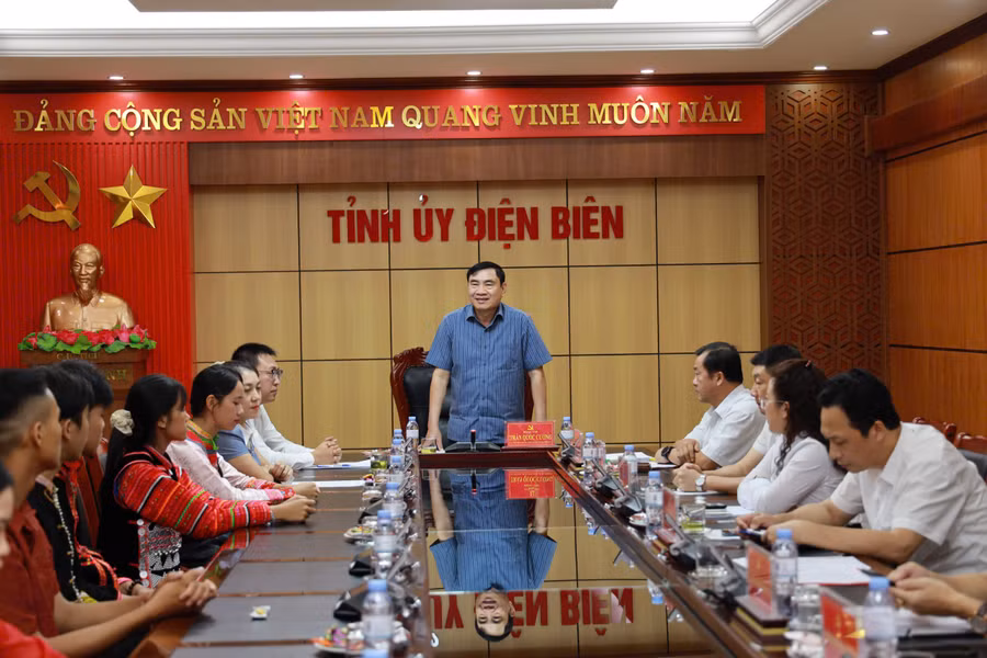 Quang cảnh buổi gặp mặt.