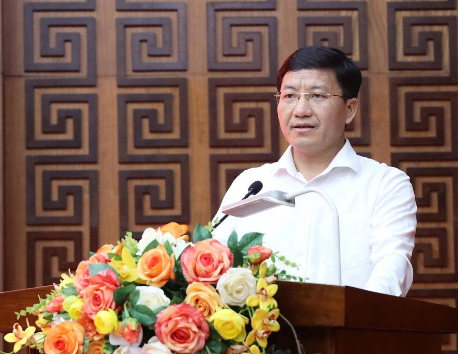 Ông Mùa A Vảng phát biểu tại buổi lễ. z6861857544429-dbdb8b6df68ee57d21957679aa8619de-5322.jpg