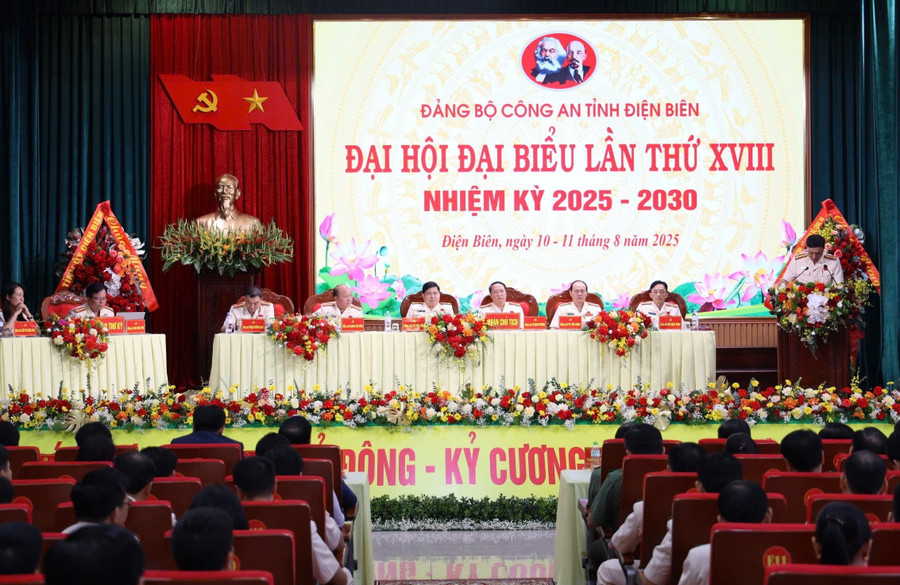 Quang cảnh đại hội.