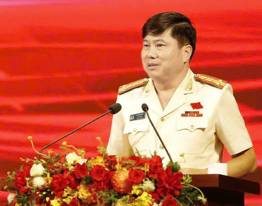 Đại tá Vũ Văn Đấu, Giám đốc Công an tỉnh phát biểu tại buổi lễ. gen-n-z6905838078661-86de8df15a8be4249950beca7ff950ee.jpg