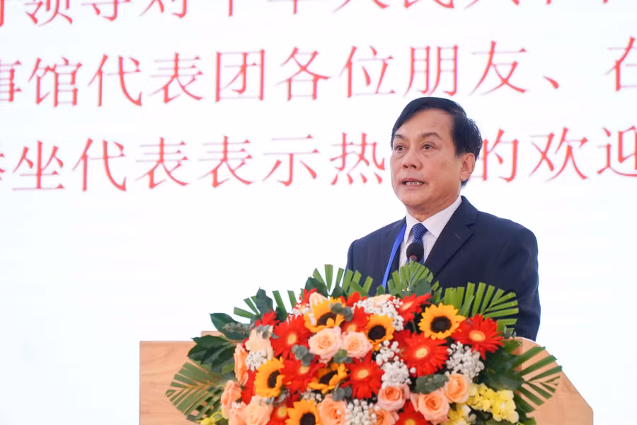 Truong huu nghi Viet Hoa Can Tho (2).jpg