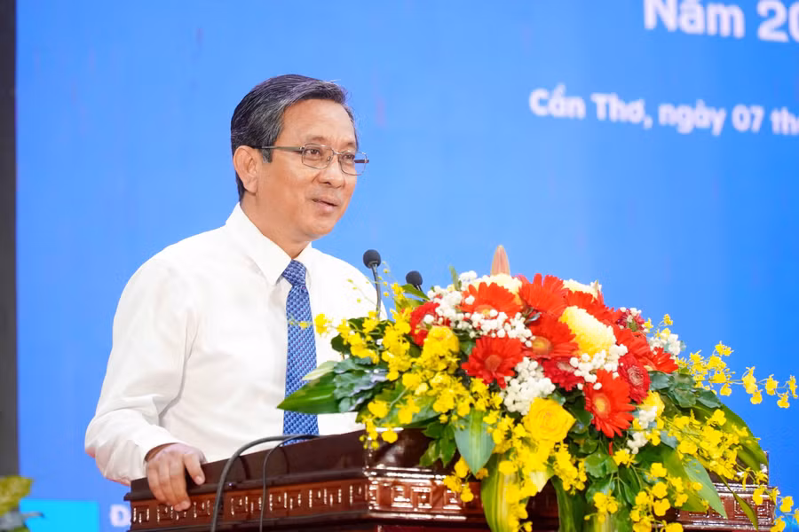 cu thanh đai hoc can tho (4).jpg