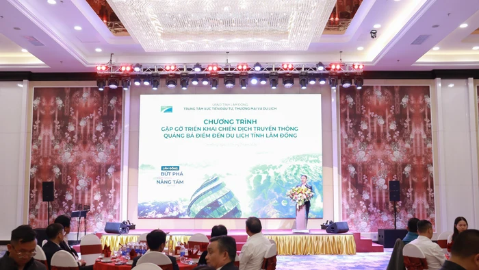 Tỉnh Lâm Đồng gặp gỡ báo chí, đơn vị lữ hành để chuẩn bị cho chiến dịch quảng bá du lịch.