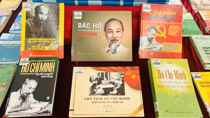 Hoạt động trưng bày diễn ra từ ngày 18/5 đến 6/6 tại Trung tâm Văn hóa và Thư viện Hà Nội.
