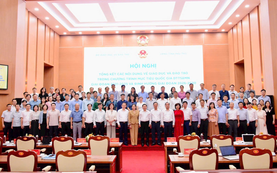 hoi-nghi.jpg