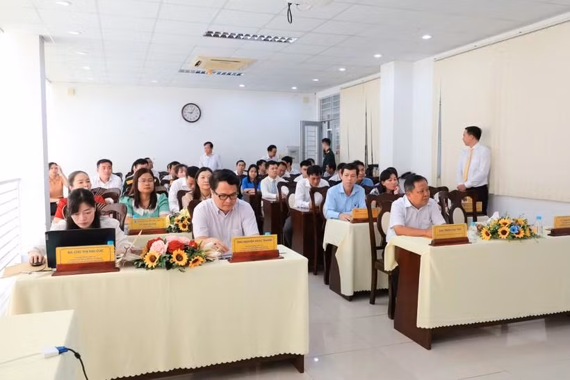 Lớp bồi dưỡng Tiếng Khmer cho cán bộ của Trường ĐH Trà Vinh.