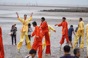 Lễ hội Nghinh Ông Cần Giờ là dấu ấn văn hóa tiêu biểu của ngư dân miền biển. Ảnh: BTC