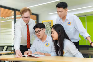 Đội ngũ giảng viên quốc tế tại SIU đóng vai trò cầu nối giúp sinh viên mở rộng tư duy toàn cầu và nâng cao năng lực hội nhập hiệu quả. Ảnh: SIU