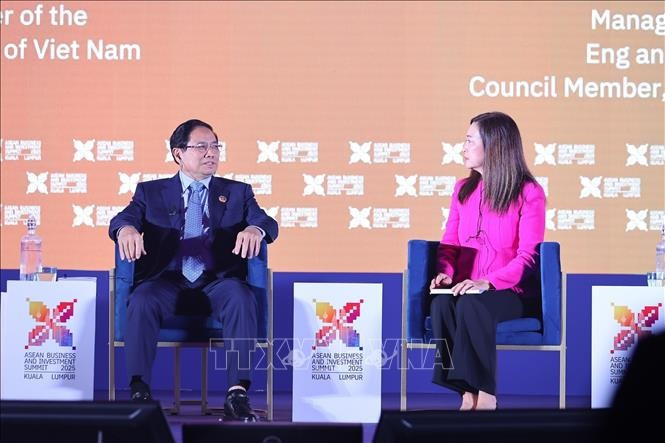 Thủ tướng Phạm Minh Chính tham dự Phiên Đối thoại Cấp cao tại Hội nghị Thượng đỉnh Kinh doanh và Đầu tư ASEAN (ABIS). Ảnh: Dương Giang/TTXVN Thủ tướng Phạm Minh Chính tham dự Phiên Đối thoại Cấp cao tại Hội nghị Thượng đỉnh Kinh doanh và Đầu tư ASEAN (ABIS). Ảnh: Dương Giang/TTXVN