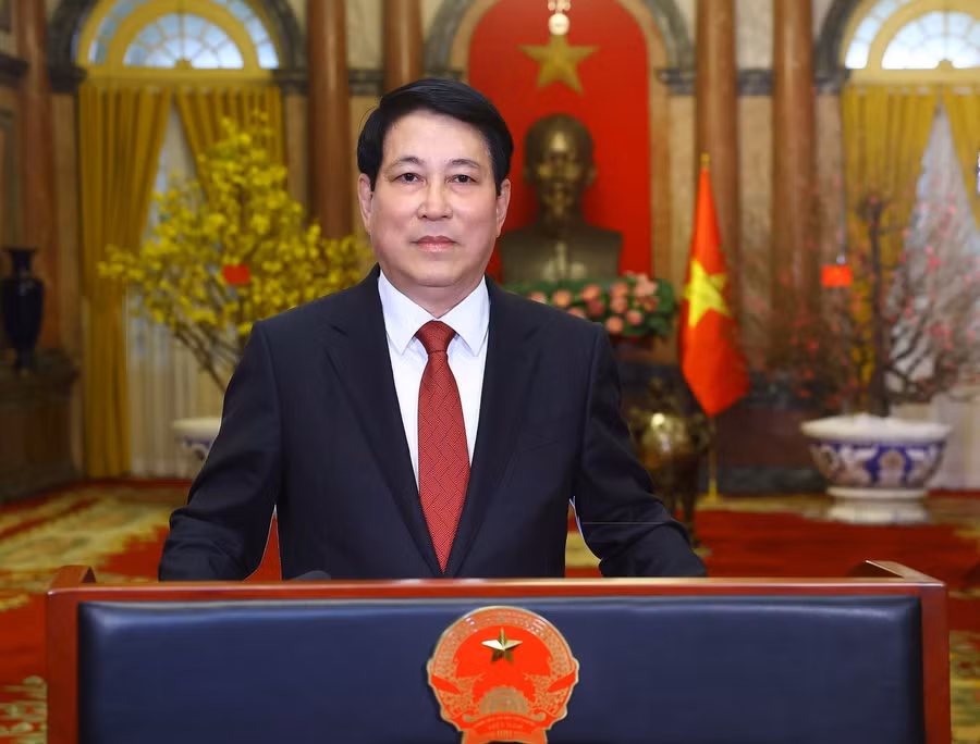 Chủ tịch nước Lương Cường đọc thông điệp chúc Tết Ất Tỵ 2025. Ảnh: Lâm Khánh/TTXVN